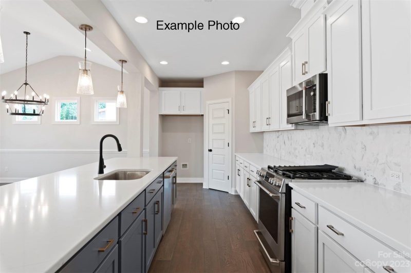 Property image 5 at 6109 Balham Court, Charlotte, NC 28215