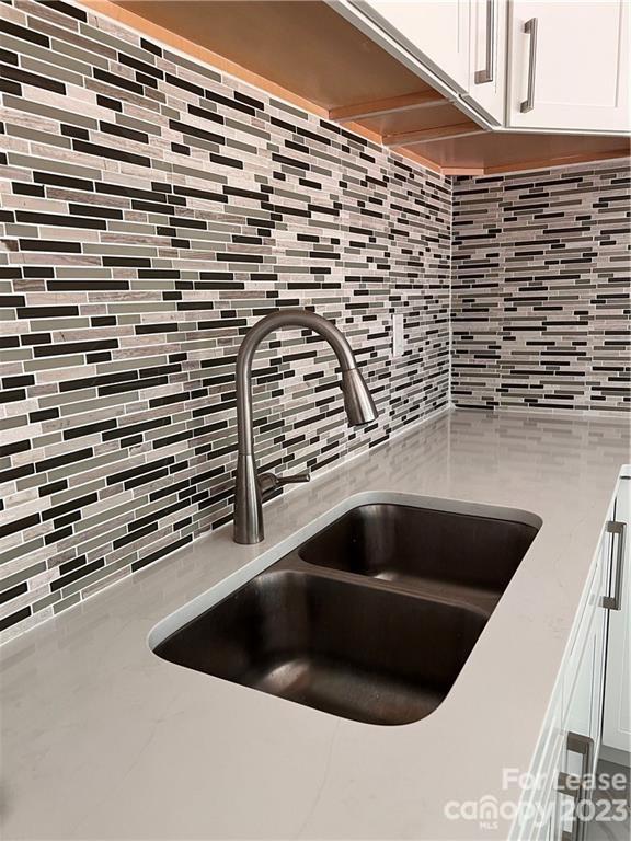 Property image 3 at 2605 Kendrick Drive, Charlotte, NC 28214