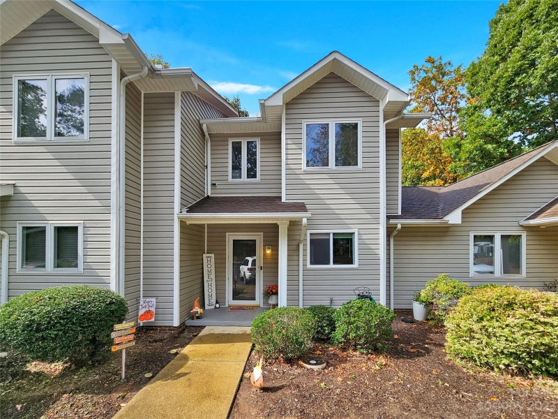 2675 White Oak Extension