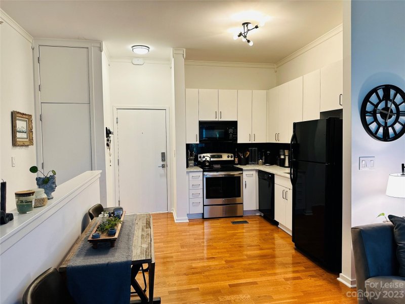 Property image 4 at 2125 Southend Drive, Charlotte, NC 28203