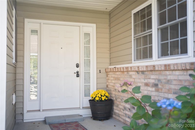 Property image 4 at 302 Creeks End Circle, Mills River, NC 28759