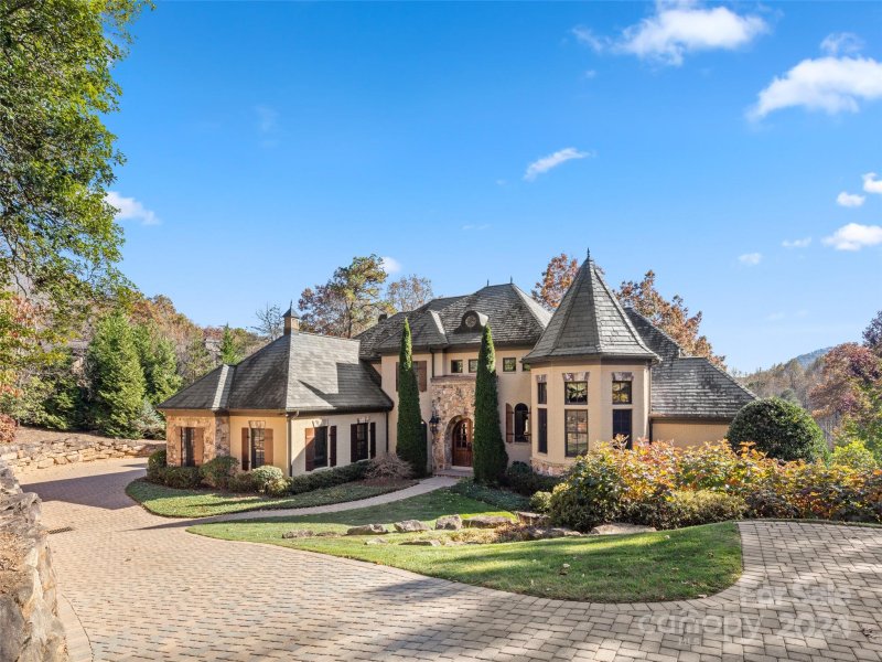 Property image 4 at 1987 White Tree Trail, Arden, NC 28704