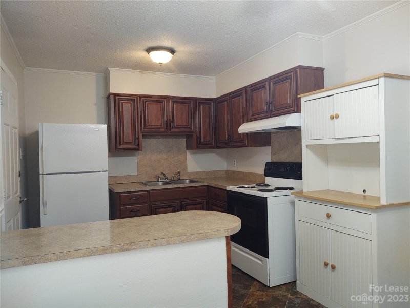 Property image 3 at 1501 Green Circle Drive, Gastonia, NC 28054