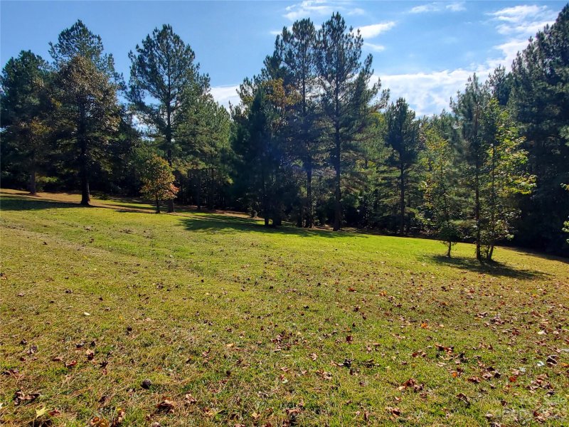 Property image 5 at 1307 River Club Drive, Morganton, NC 28655