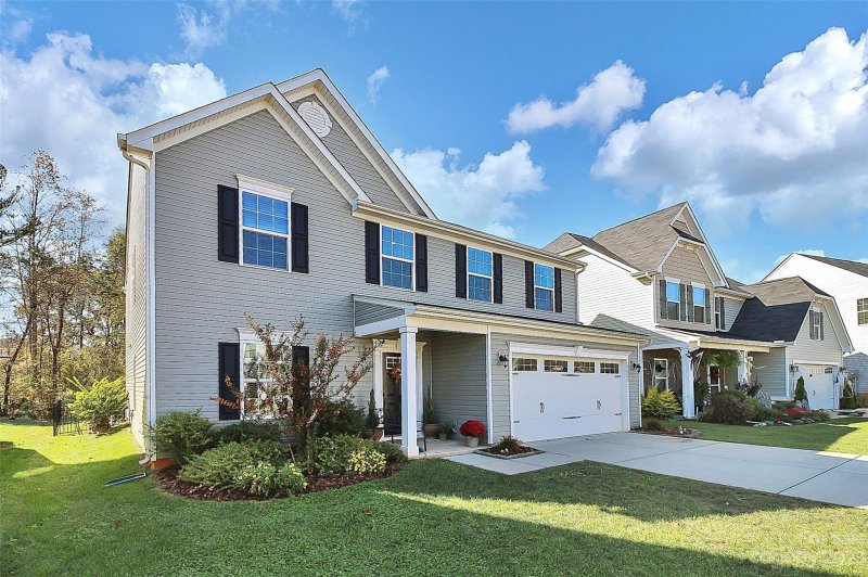 Property image 2 at 3423 Canyon Live Oak Court, Gastonia, NC 28056