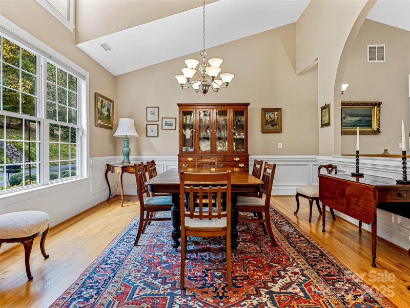 Property image 3 of 108 Jasmine Lane in Southside Village, Asheville, NC 28803