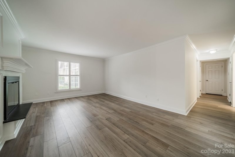 Property image 3 at 1704 Roxborough Road, Charlotte, NC 28211