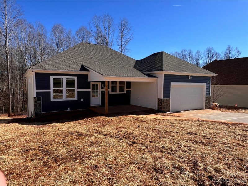 Property image 2 at 1632 Farmington Hills Drive, Conover, NC 28613