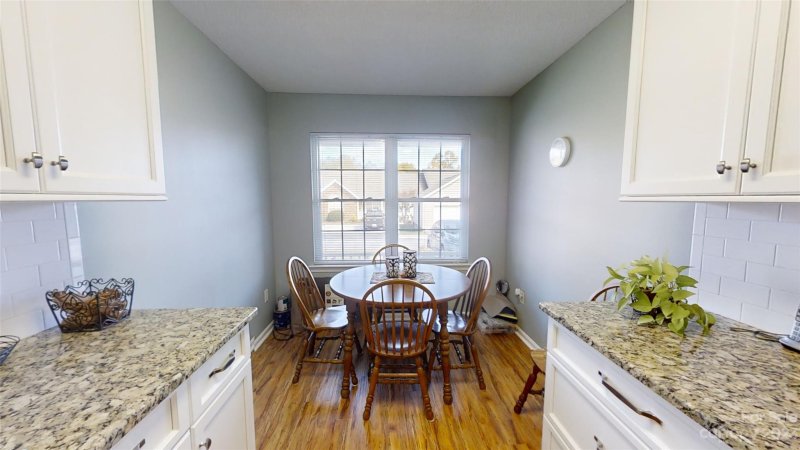 Property image 5 at 31 N Woodridge View Court, Hendersonville, NC 28791