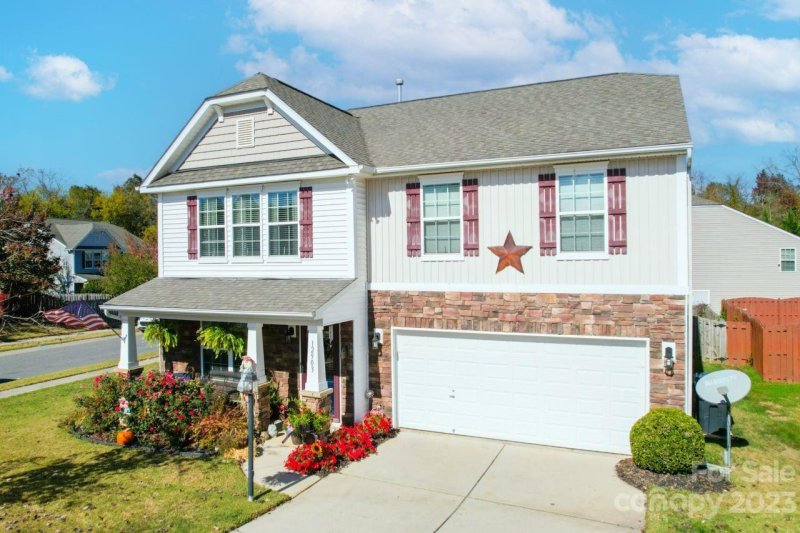 Property image 4 at 12903 Settlers Trail Court, Charlotte, NC 28278