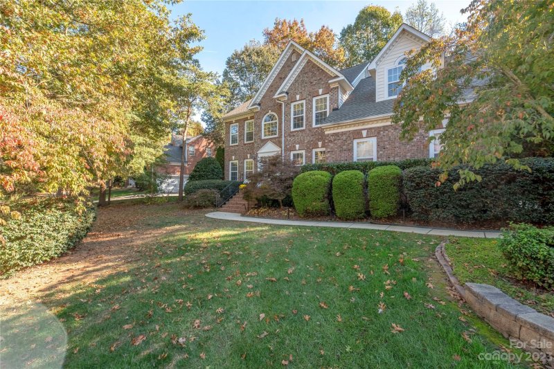 Property image 2 at 4100 Nicole Eileen Lane, Charlotte, NC 28216