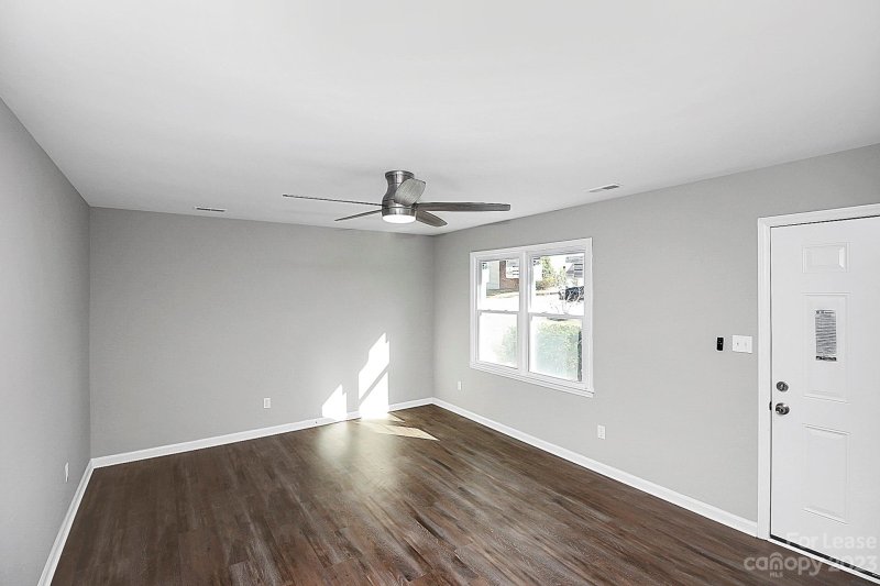 Property image 5 at 6800 Sun Ray Court, Charlotte, NC 28212