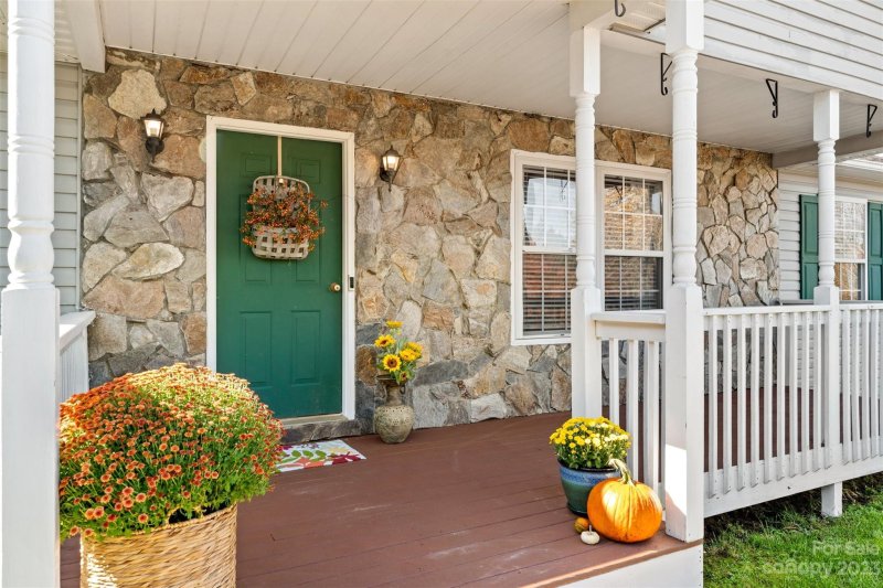 Property image 2 at 74 Ridge Brook Drive, Weaverville, NC 28787