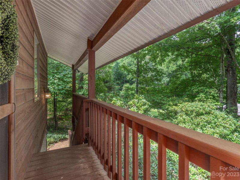 Property image 2 at 827 Mountain Lake Drive, Waynesville, NC 28785