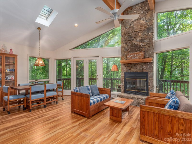 Property image 3 at 827 Mountain Lake Drive, Waynesville, NC 28785