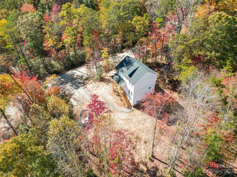 Property image 5 at 224 S Vineyard Village Drive, Old Fort, NC 28762