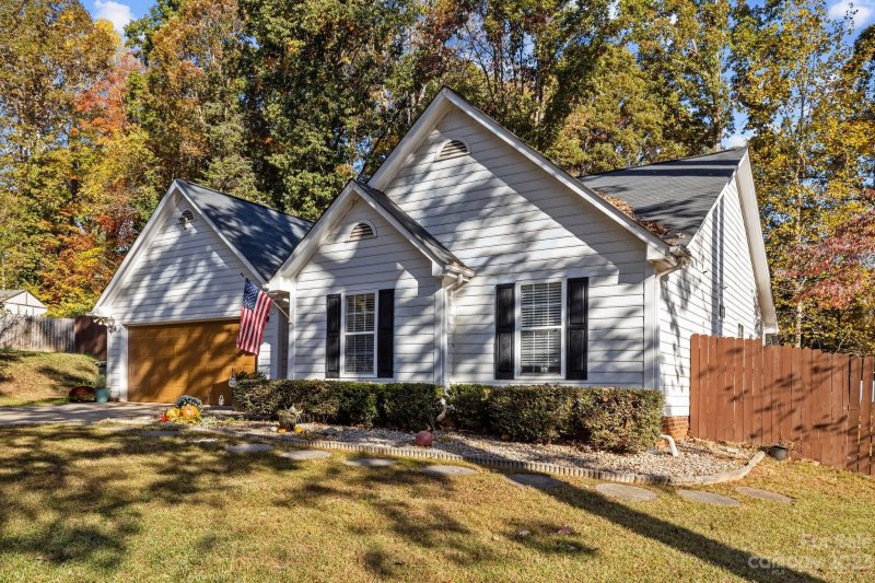 Property image 2 at 7189 Brookridge Drive, Denver, NC 28037