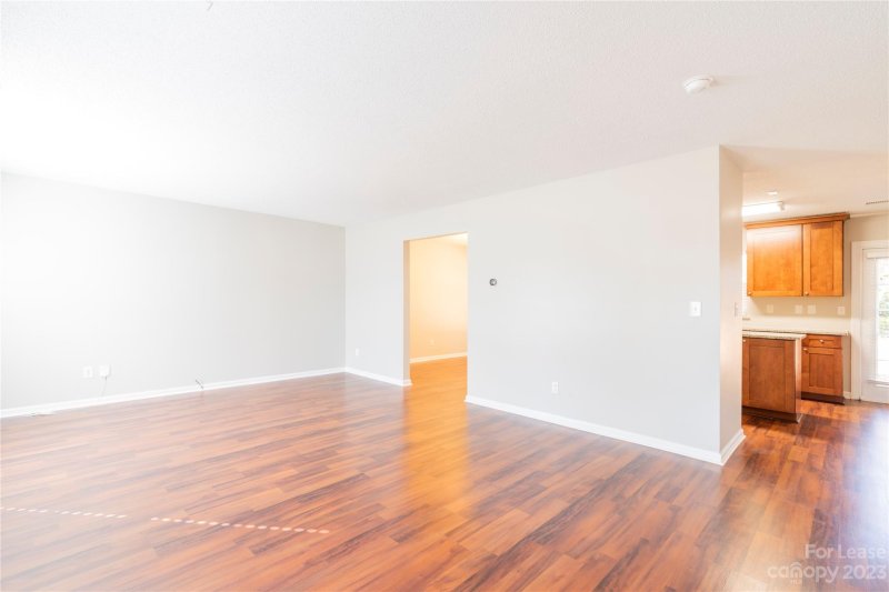 Property image 2 at 1633 Galesburg Street, Charlotte, NC 28216