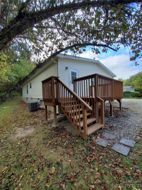 Property image 3 at 45 Goose Creek Road, Swannanoa, NC 28778