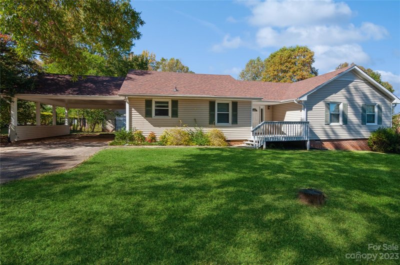 Property image 3 at 927 Hillcroft Place, Rock Hill, SC 29732