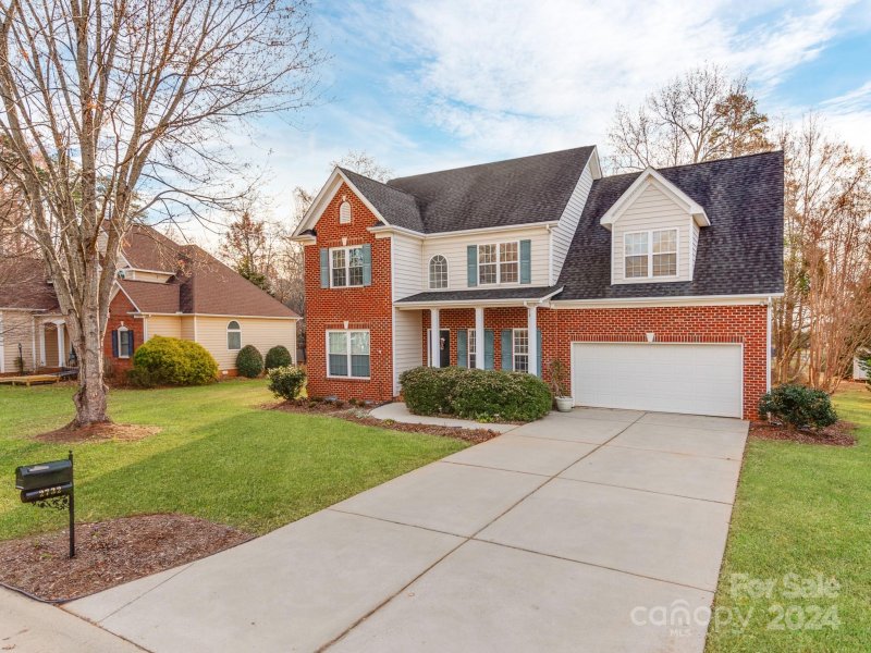 Property image 3 at 2732 Cameron Commons Way, Matthews, NC 28104