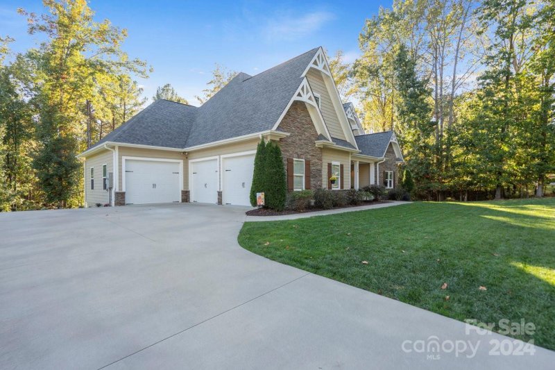 Property image 3 at 124 Bagby Road, Mooresville, NC 28117