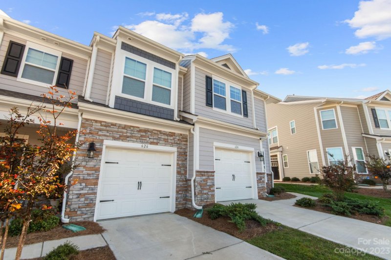 Property image 3 at 624 Altamonte Drive, Lake Wylie, SC 29710