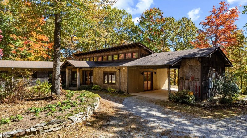 Property image 3 at 425 Speckled Trout Run, Brevard, NC 28712