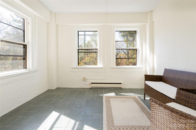 Property image 3 at 185 Macon Avenue, Asheville, NC 28804