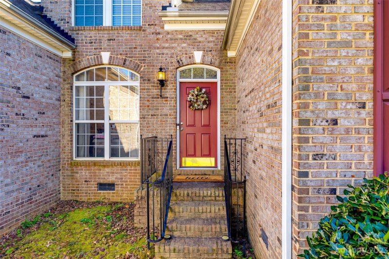 Property image 3 at 13330 Edgetree Drive, Pineville, NC 28134