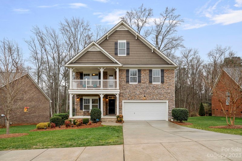 5307 Poplar Knoll Drive