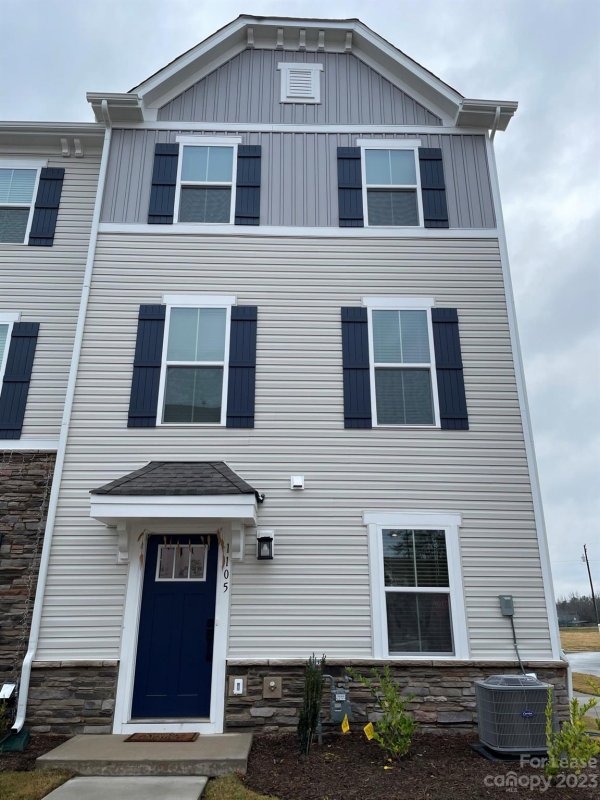 1105 Newell Towns Lane