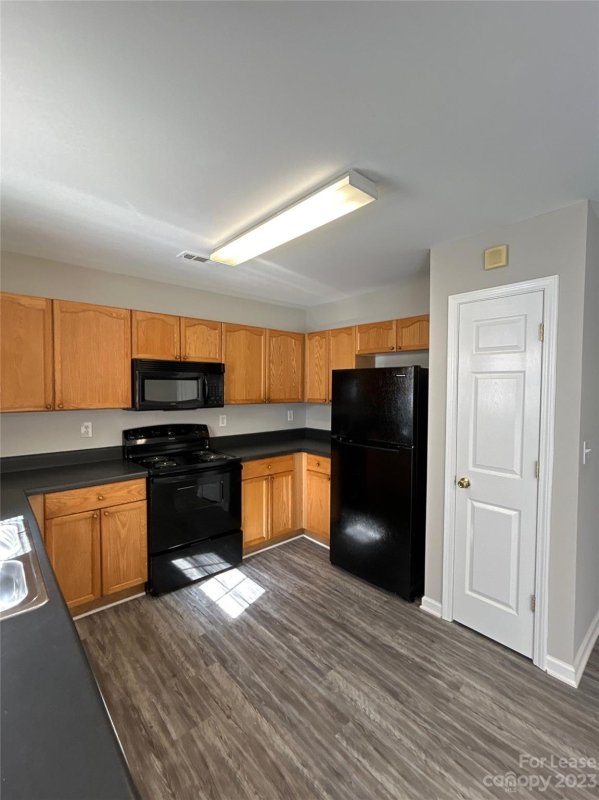 Property image 5 at 7116 Henderson Valley Lane, Charlotte, NC 28269