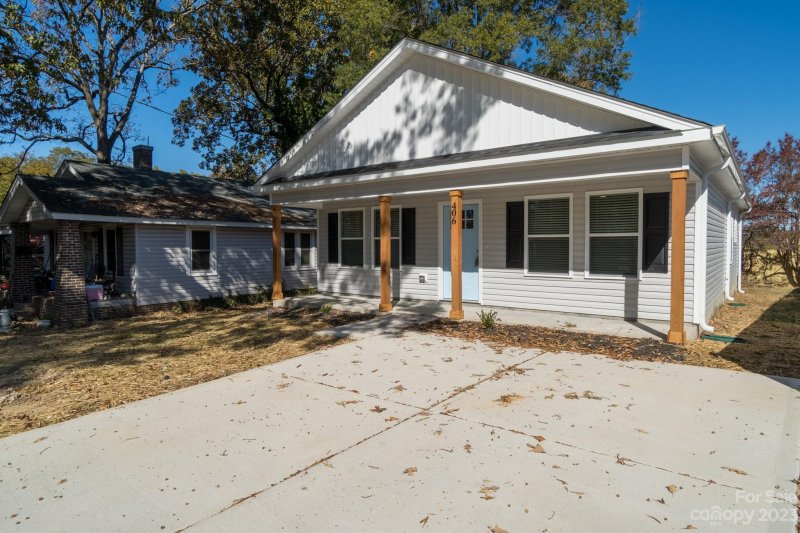 Property image 3 at 406 E Park Avenue, Gastonia, NC 28054