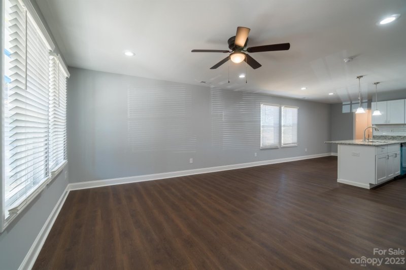 Property image 4 at 406 E Park Avenue, Gastonia, NC 28054