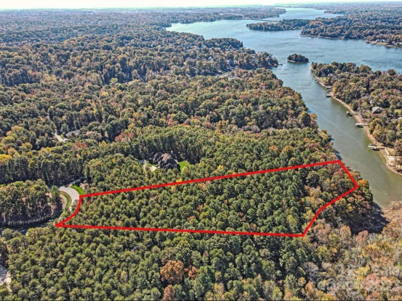 Property image 5 at 10405 Green Heron Court, Charlotte, NC 28278