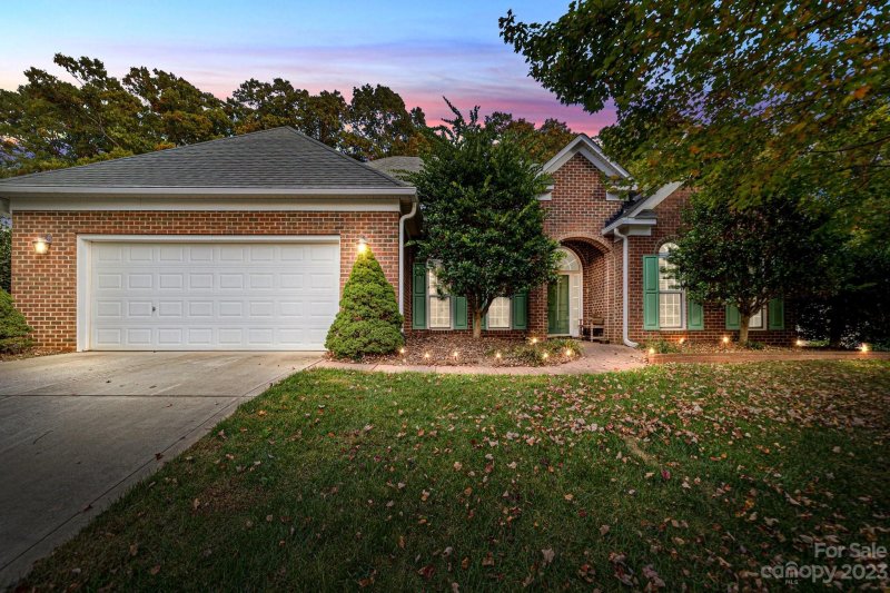 Property image 2 at 7701 Woodcrest Drive, Stanley, NC 28164