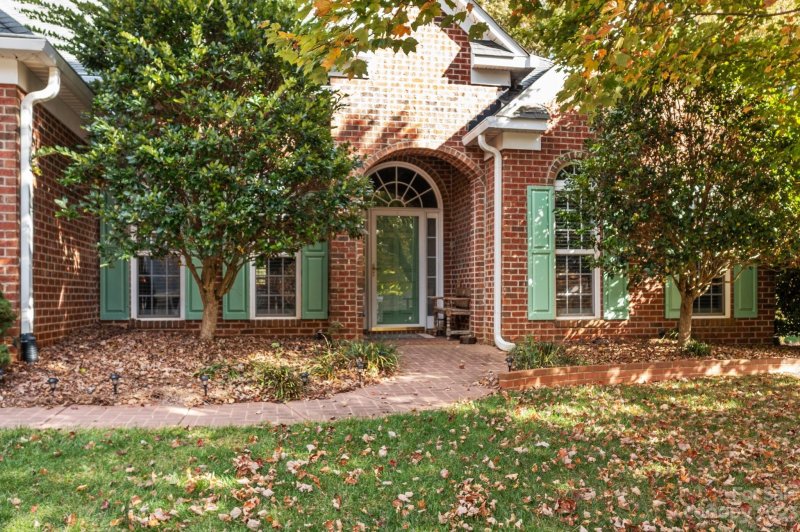 Property image 3 at 7701 Woodcrest Drive, Stanley, NC 28164