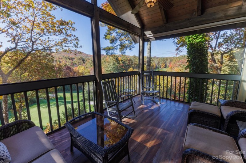 148 Racquet Club Villas Drive