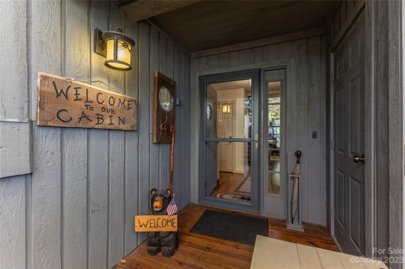 Property image 2 at 148 Racquet Club Villas Drive, Sapphire, NC 28774