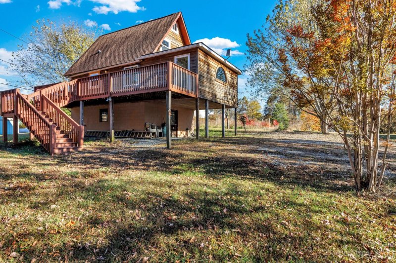 Property image 3 at 52 57 Point Lookout Circle, Hendersonville, NC 28792