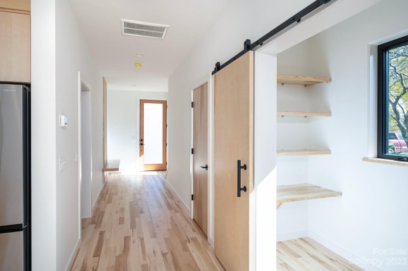 Property image 3 at 646 New Haw Creek Road, Asheville, NC 28805