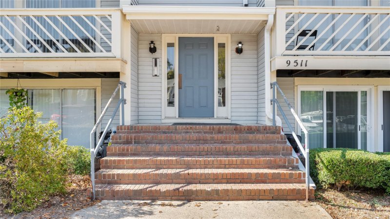 9511 Shannon Green Drive