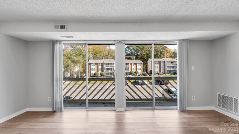 Property image 5 at 9511 Shannon Green Drive, Charlotte, NC 28213