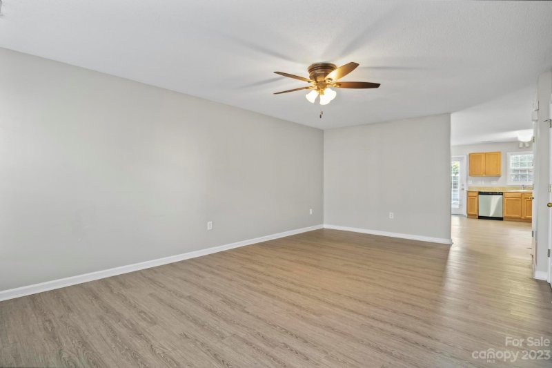 Property image 3 at 140 Locomotive Lane, Mooresville, NC 28115