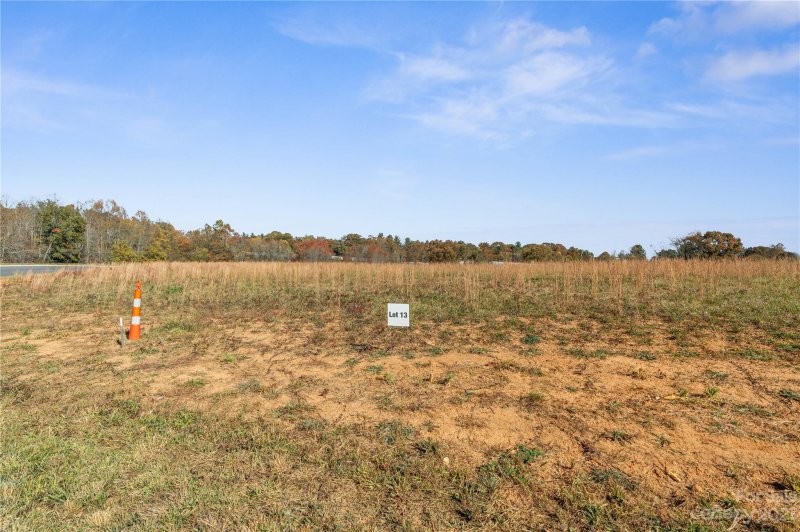 Property image 2 at 85 Scott Meadows Drive, Asheville, NC 28806