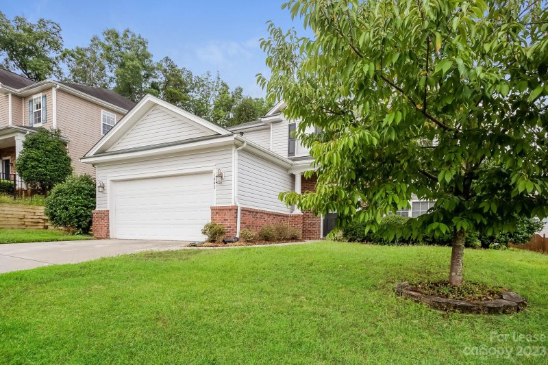 Property image 2 at 1443 Southern Sugar Drive, Charlotte, NC 28262