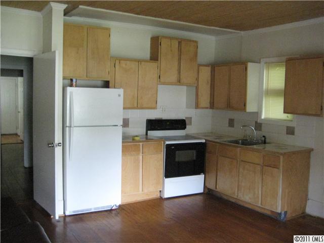 Property image 2 at 3741 Davis Avenue, Charlotte, NC 28208