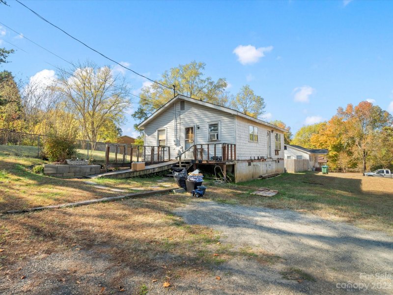 Property image 5 at 404 Dover Drive, Bessemer City, NC 28016