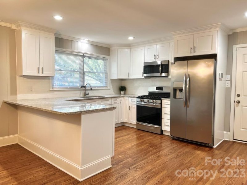 Property image 4 at 3646 Enfield Road, Charlotte, NC 28205
